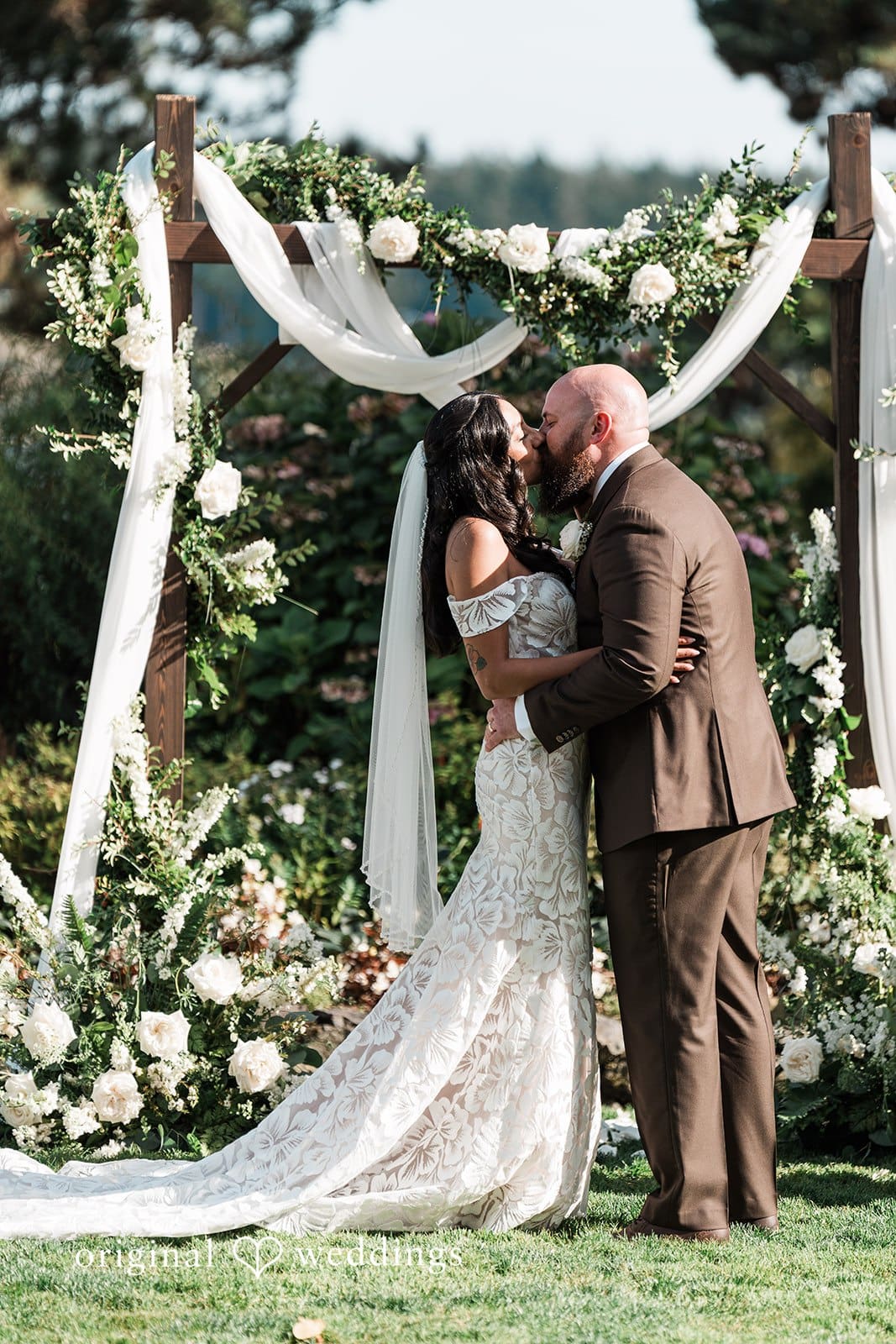 Kiana Lodge Wedding // Patricia & Benjamin -