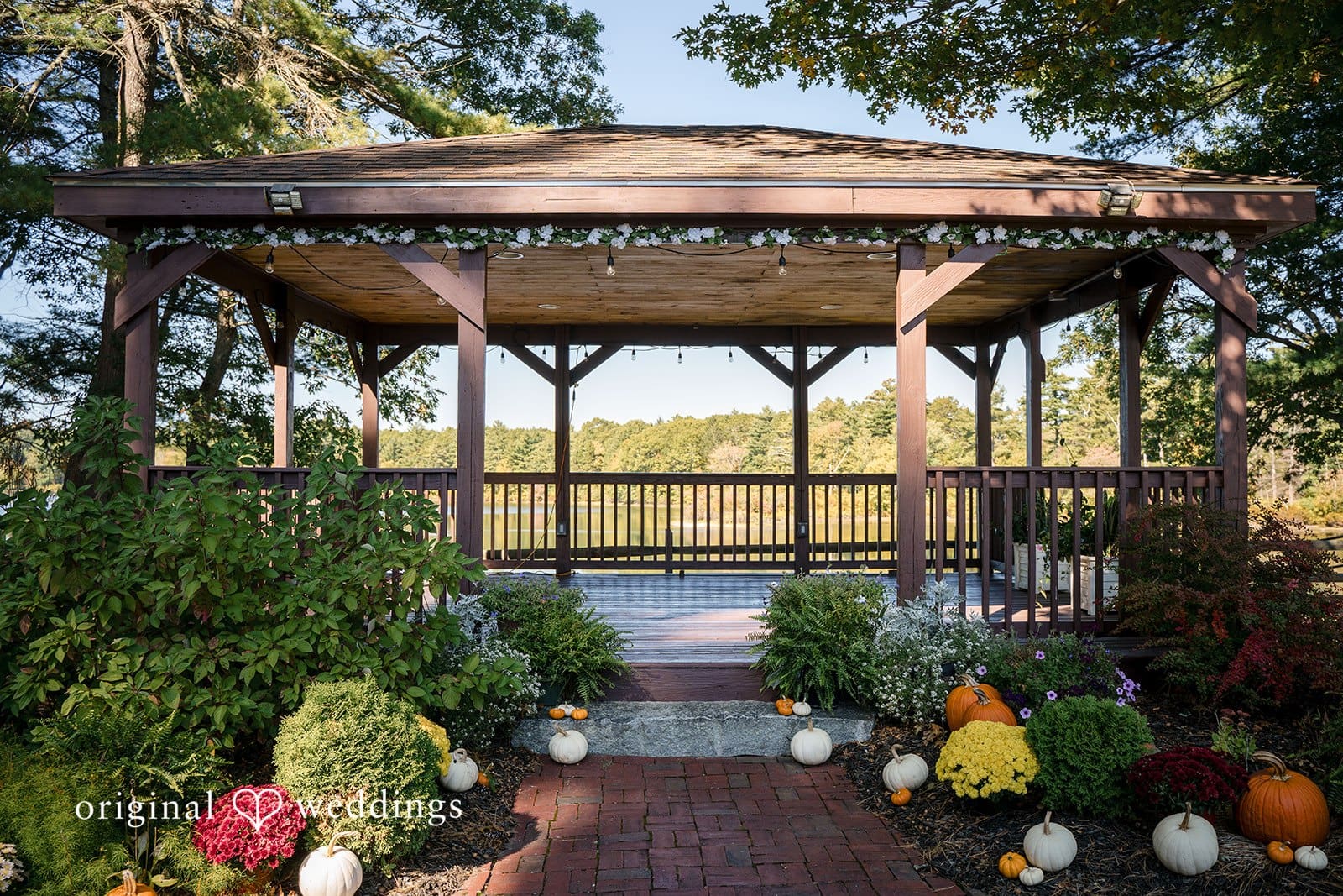 Loon Pond Lodge Wedding // Julia & Daniel -