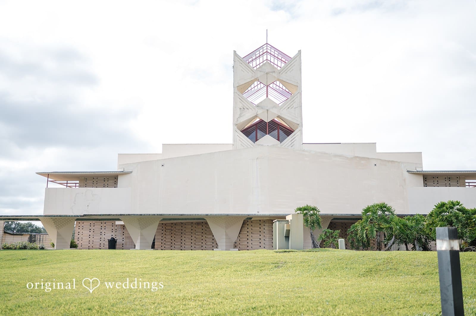 Magnolia Building Wedding // Celest & Jonathan -