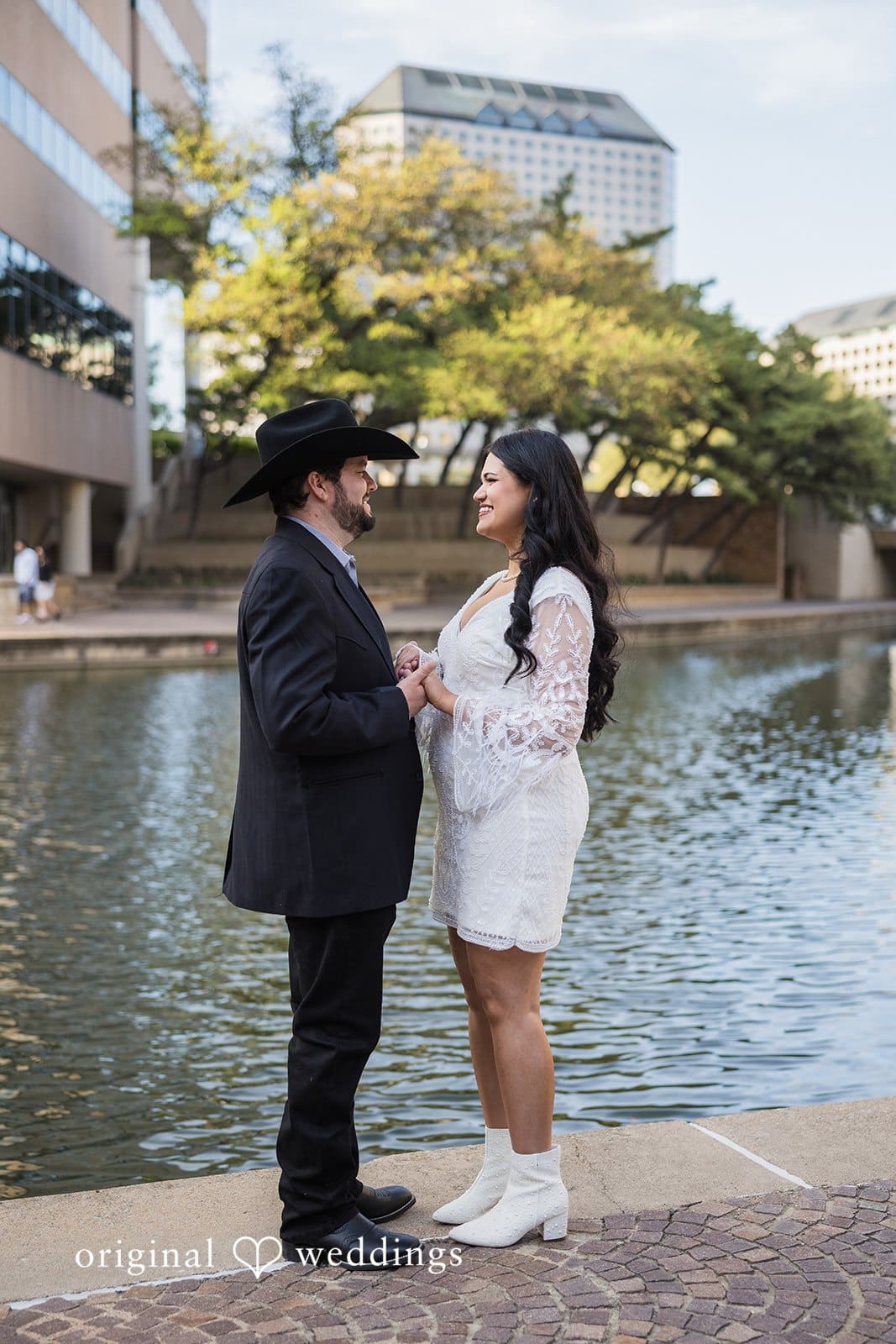 Mandalay Canal Engagement // Gabrielle & Joseph -