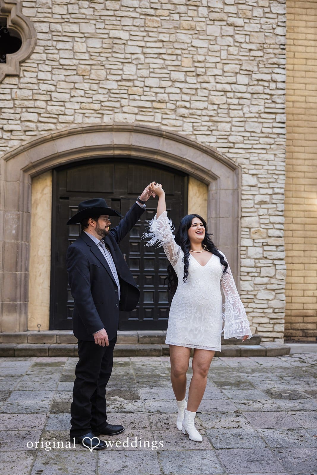 Mandalay Canal Engagement // Gabrielle & Joseph -