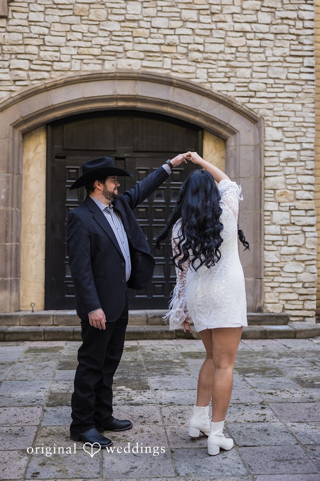 Mandalay Canal Engagement // Gabrielle & Joseph -