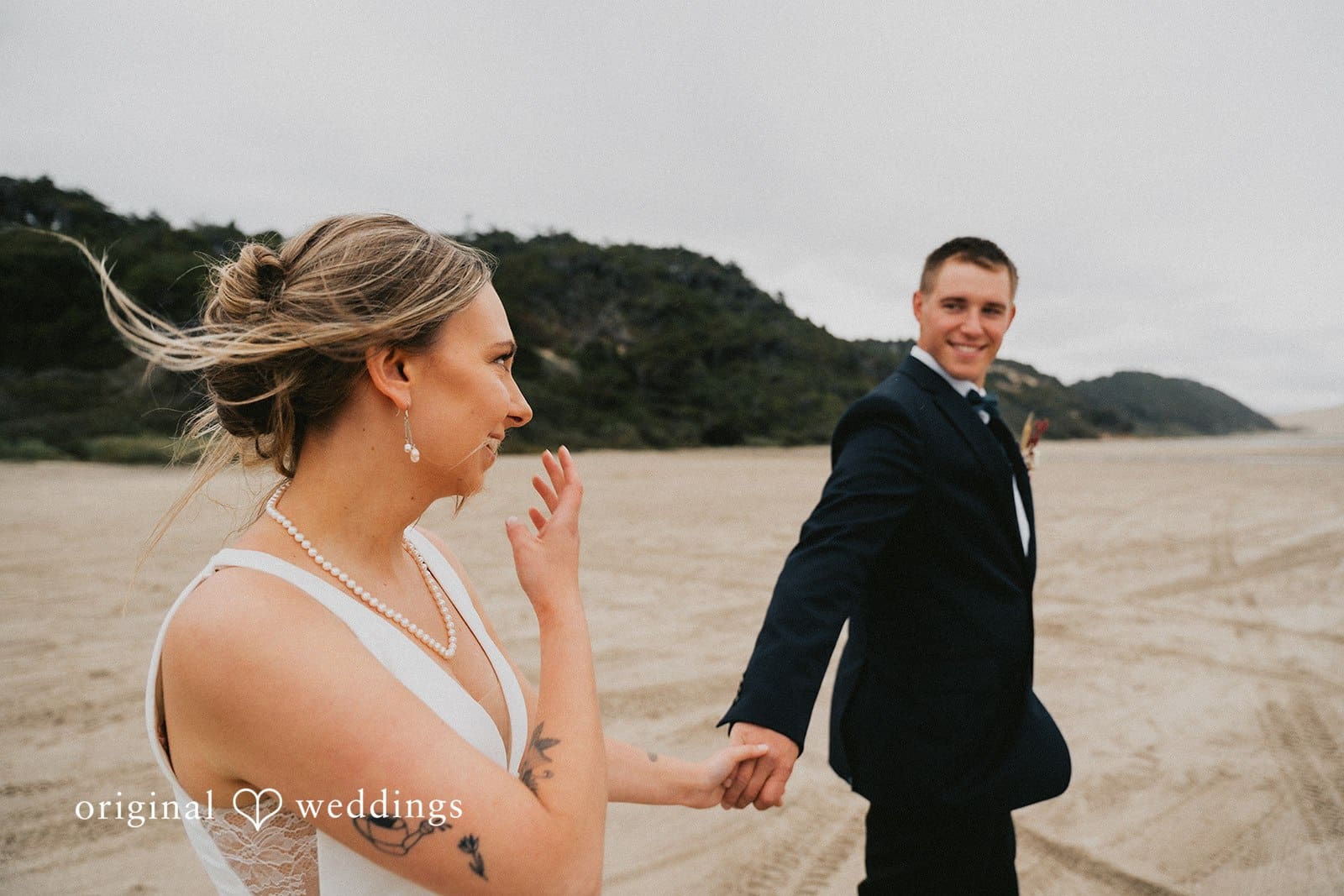 McPhillips Beach Wedding // Courtney & Bradley -