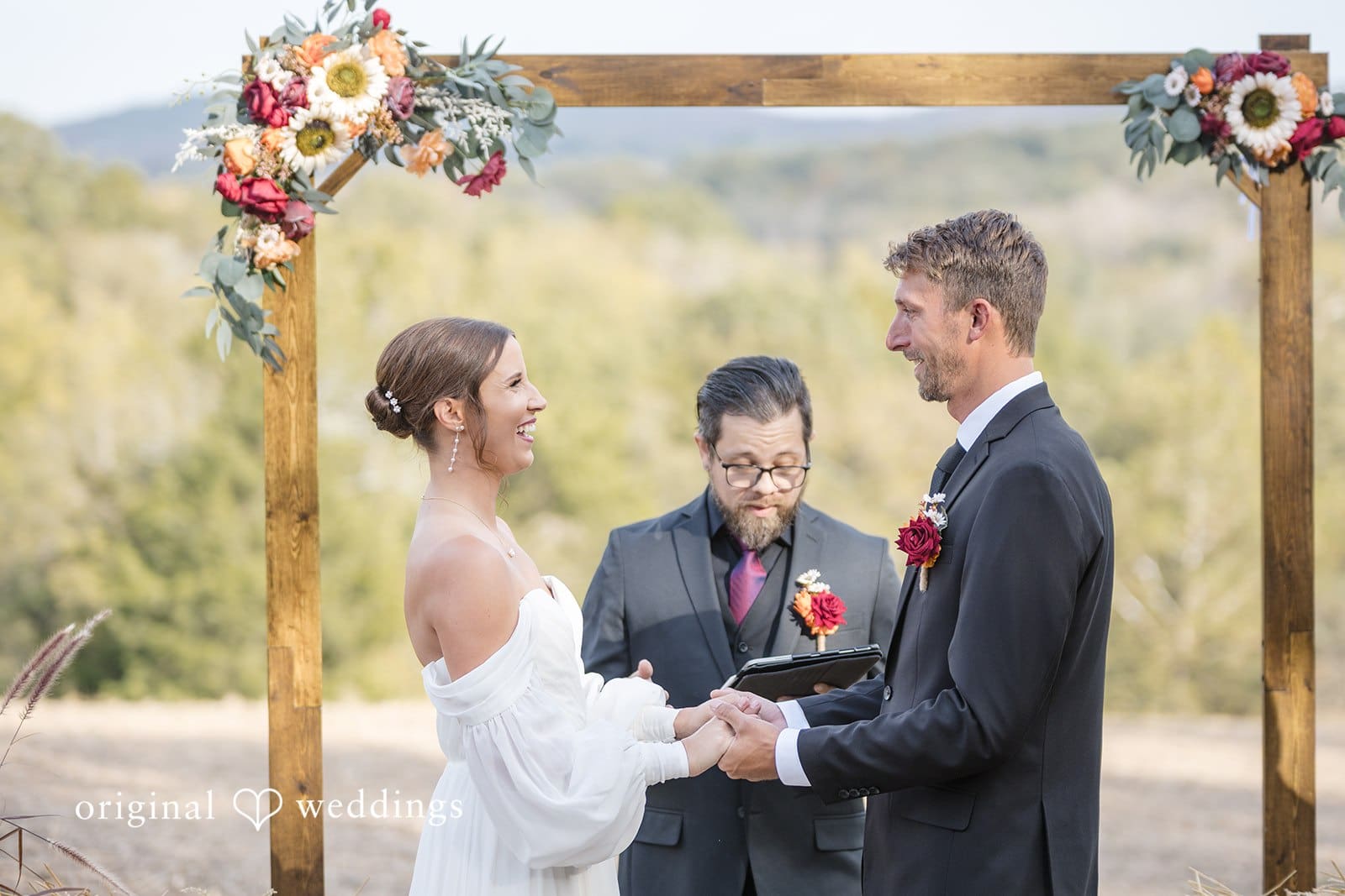 Missouri Backyard Wedding // Maria & Jacob -