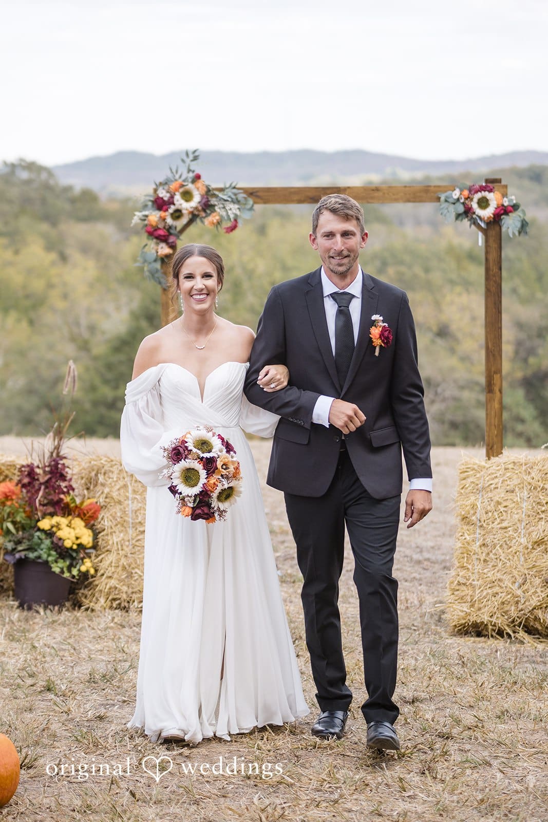 Missouri Backyard Wedding // Maria & Jacob -