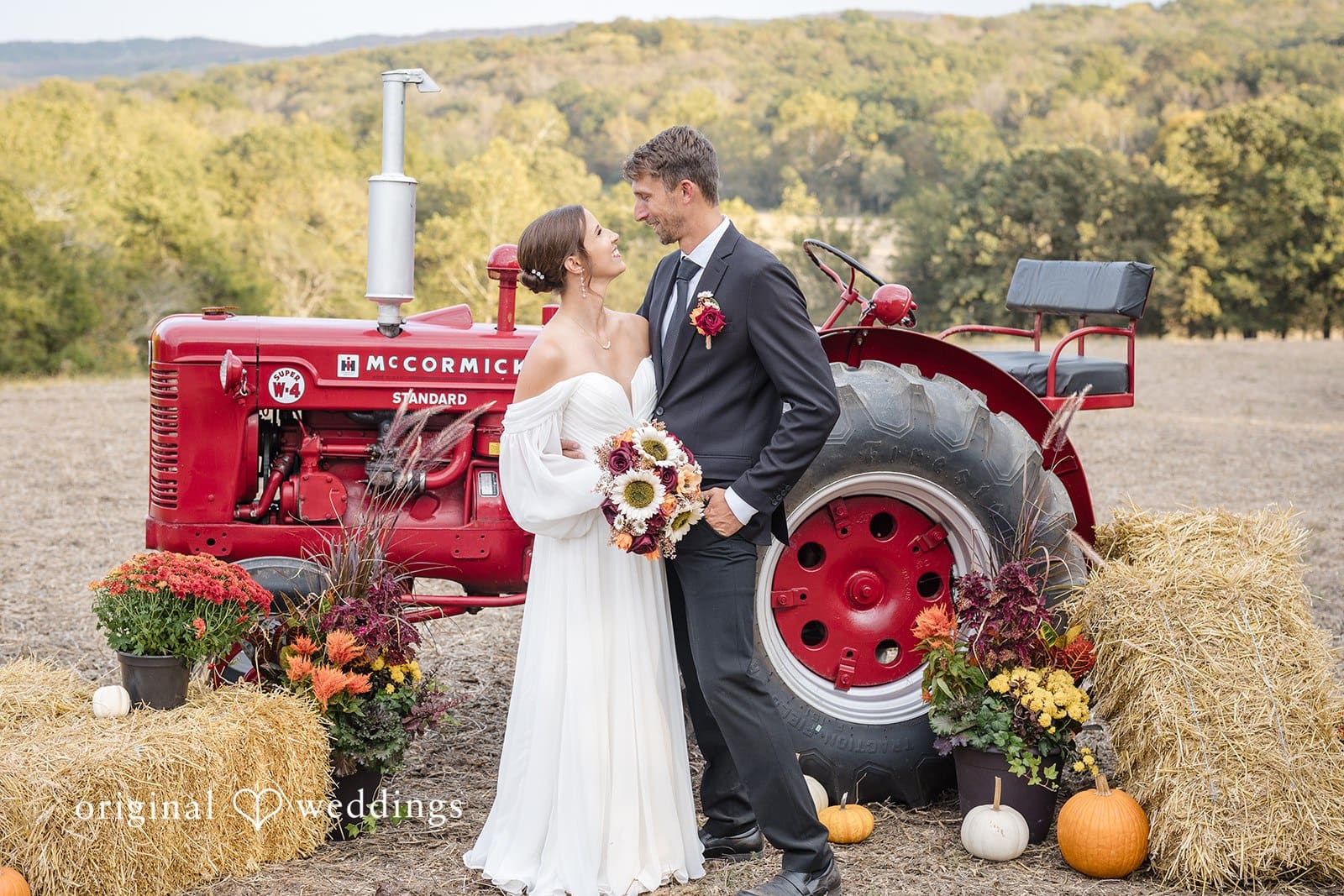 Missouri Backyard Wedding // Maria & Jacob -