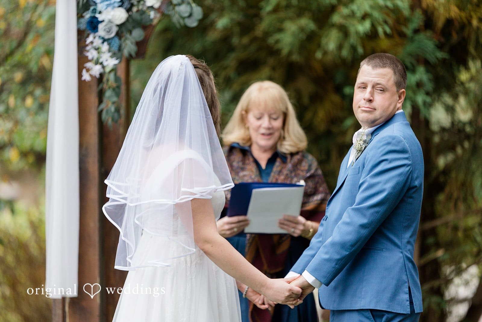 Oregon Backyard Wedding // Emily & Nick -