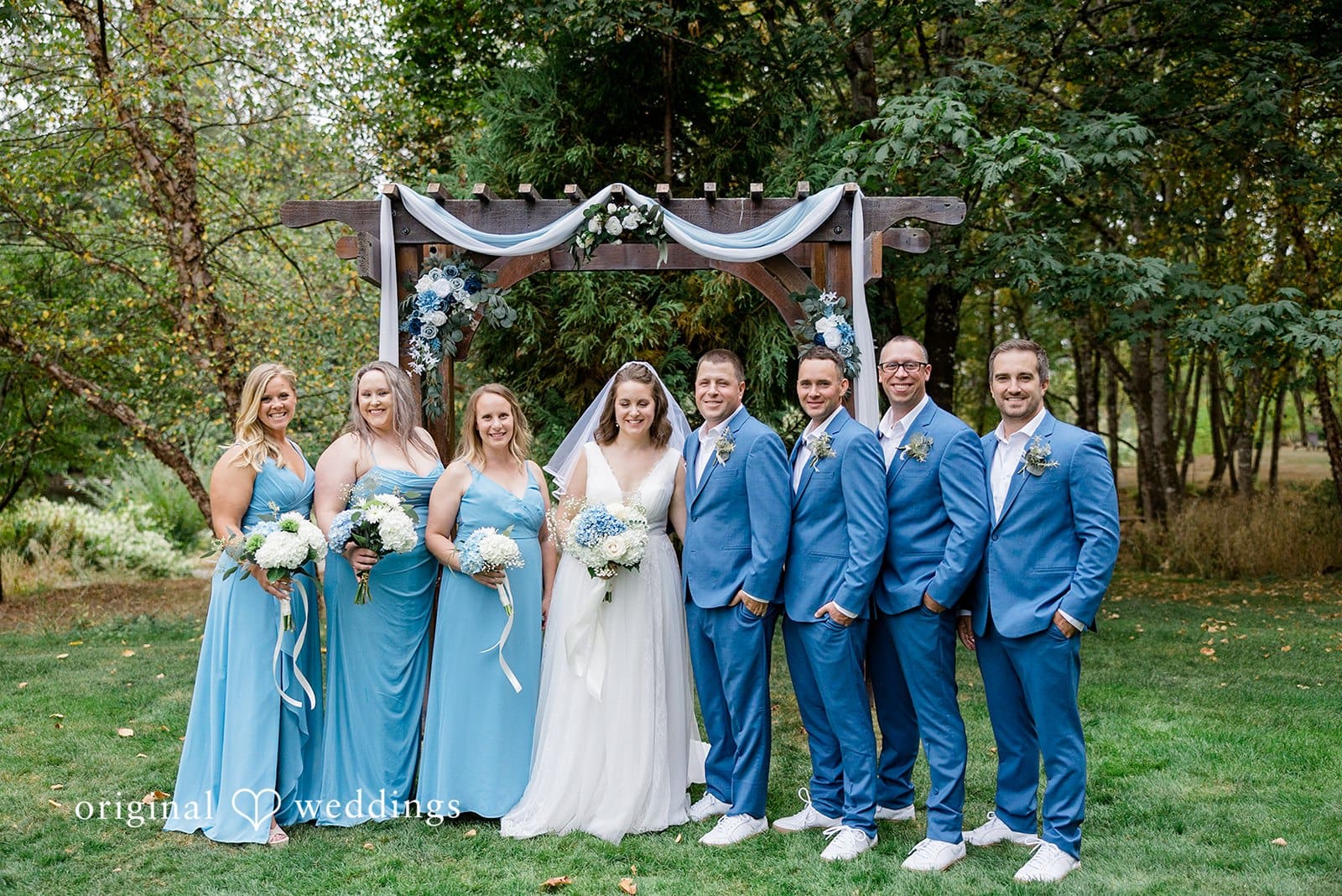 Oregon Backyard Wedding // Emily & Nick -