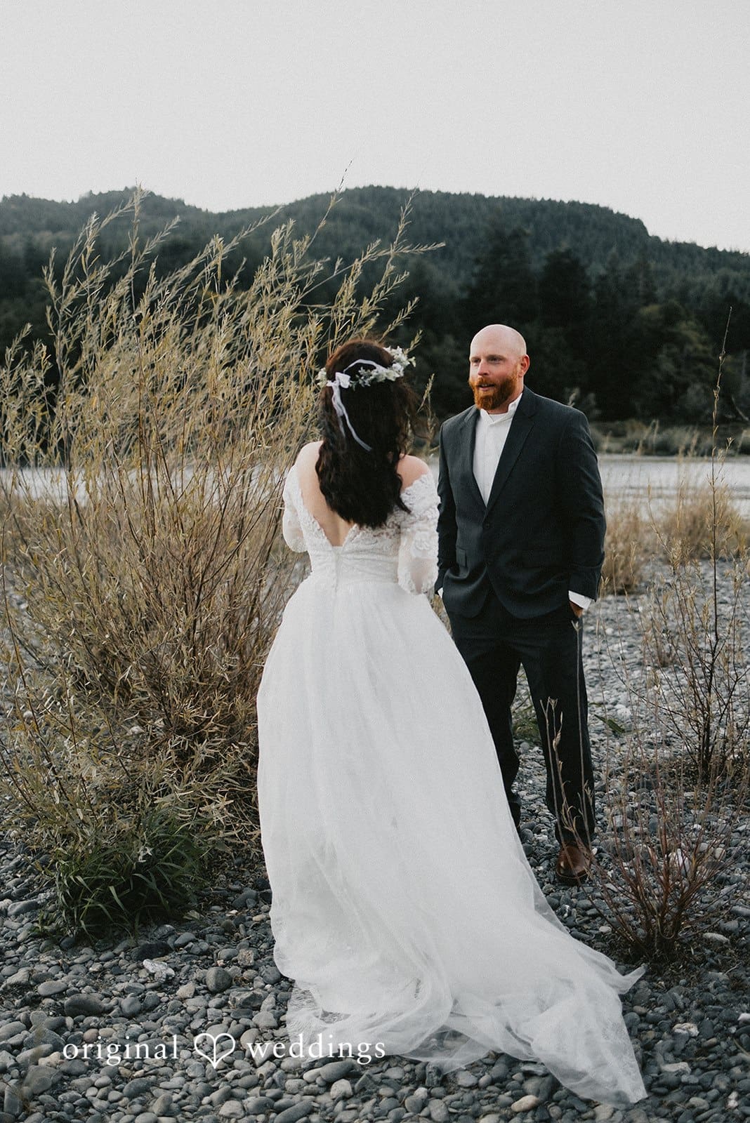 Oregon Secret Beach Wedding // Juliana & Scott -