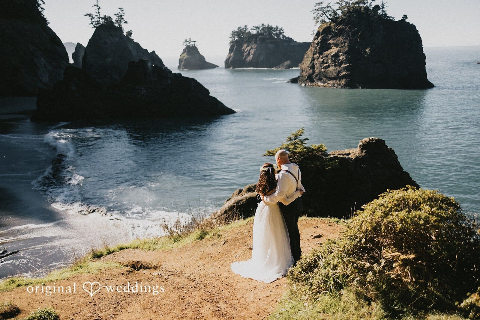 Oregon Secret Beach Wedding // Juliana & Scott -