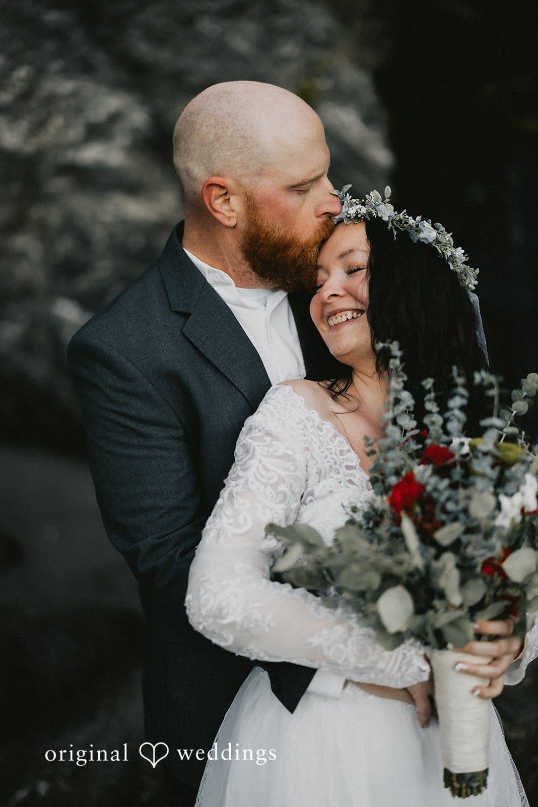 Oregon Secret Beach Wedding // Juliana & Scott -