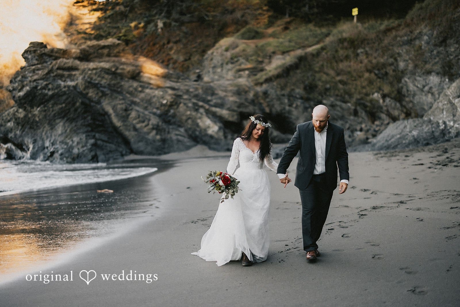 Oregon Secret Beach Wedding // Juliana & Scott -