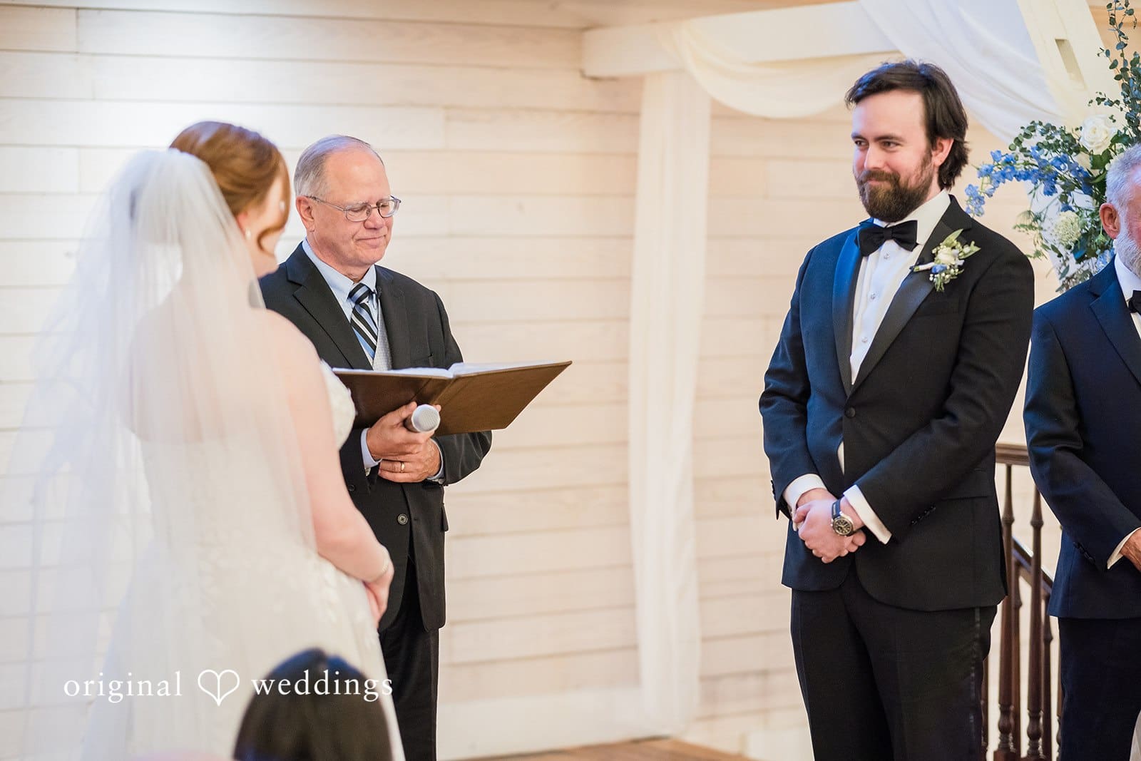 Overlook Barn Wedding // Samantha & John -