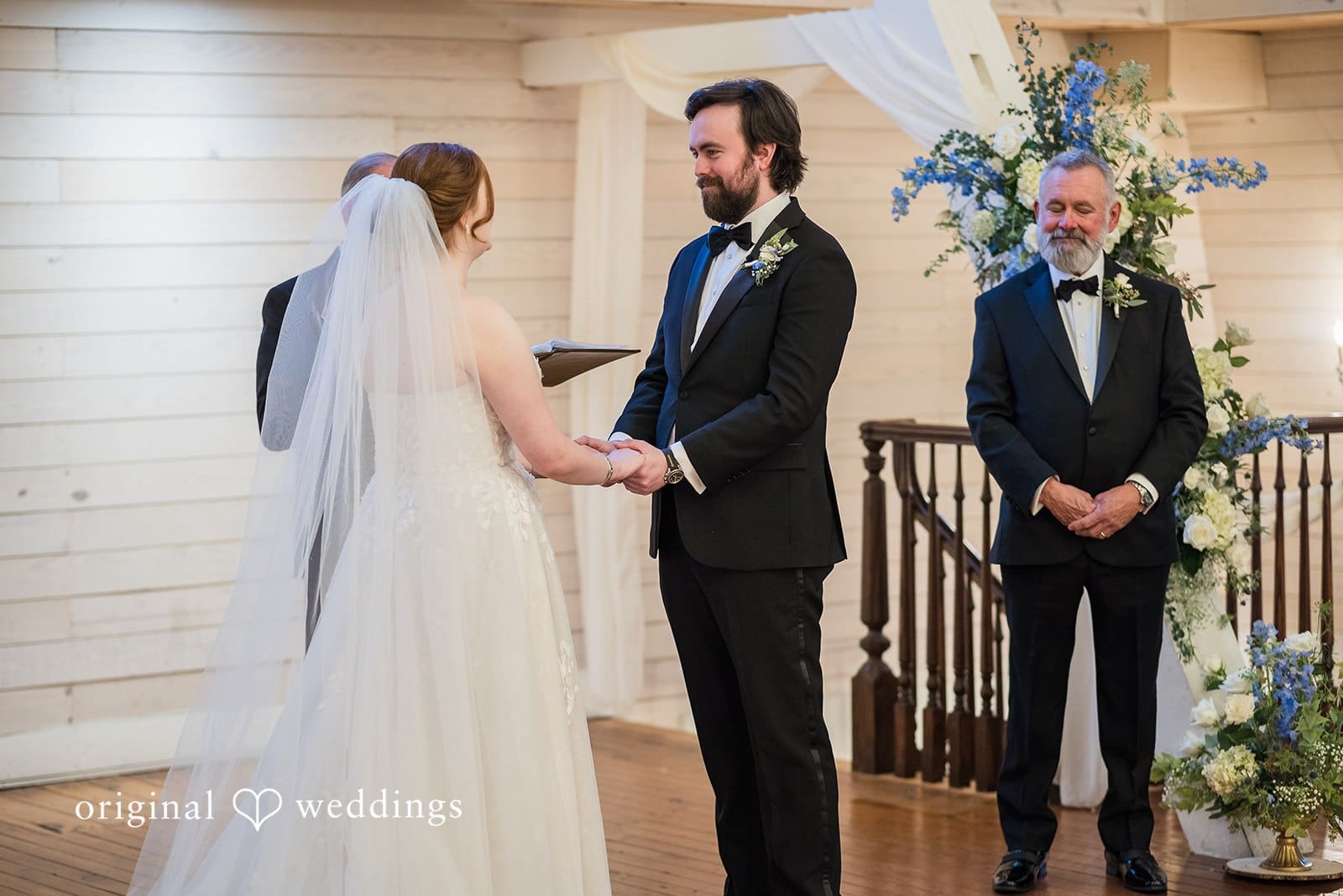 Overlook Barn Wedding // Samantha & John -