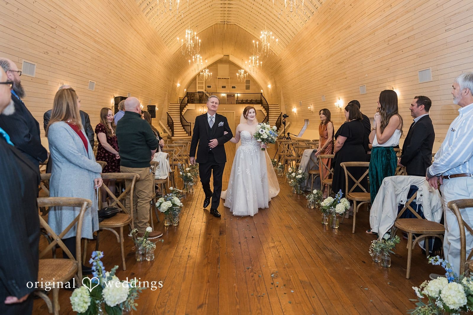Overlook Barn Wedding // Samantha & John -