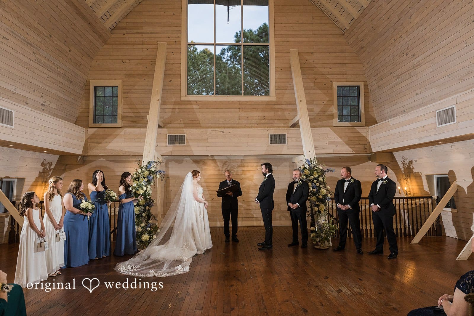 Overlook Barn Wedding // Samantha & John -