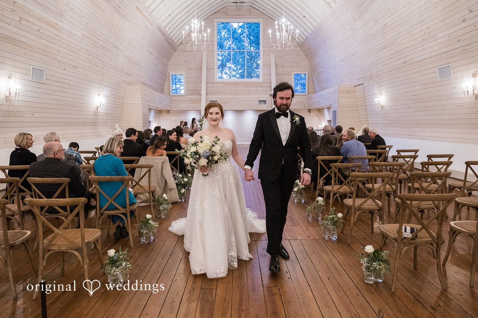 Overlook Barn Wedding // Samantha & John -