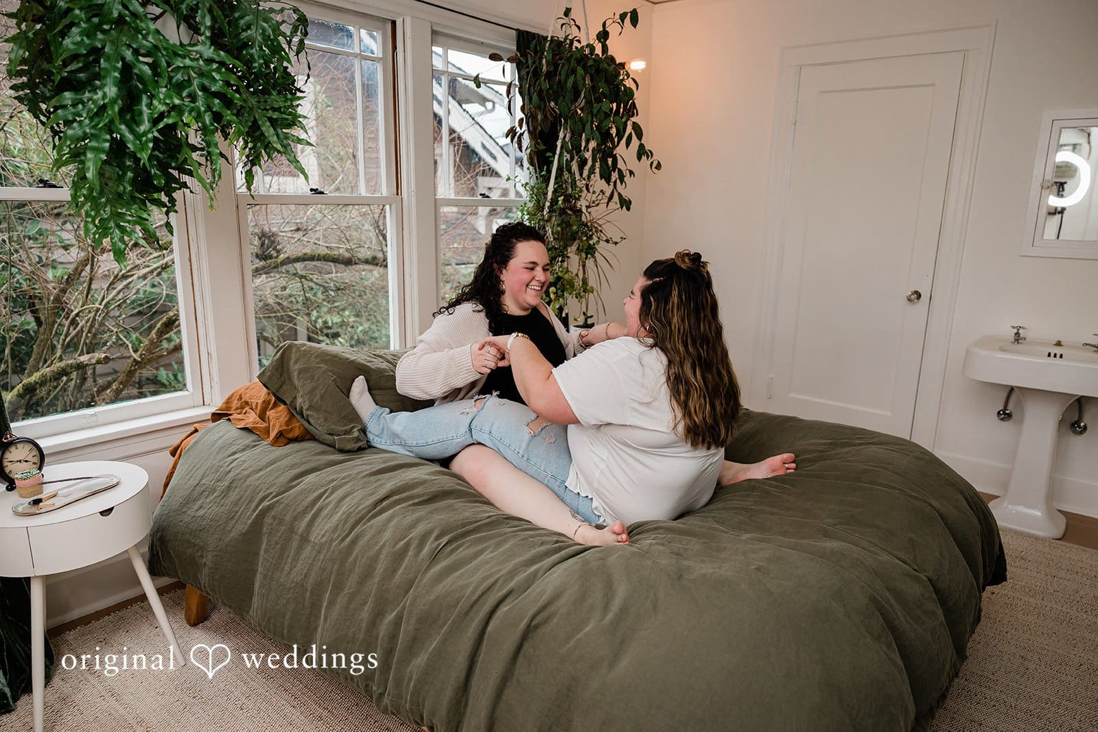 Portland Airbnb Engagement // Brooke & Julia -