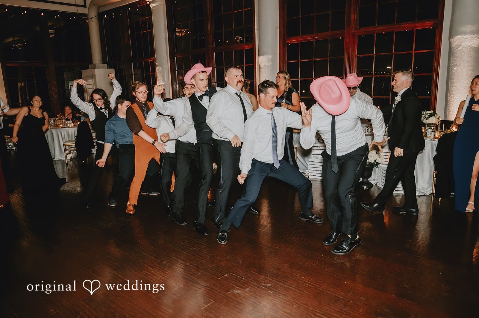 Raspberry Plain Manor Wedding // Sara & Trevor -