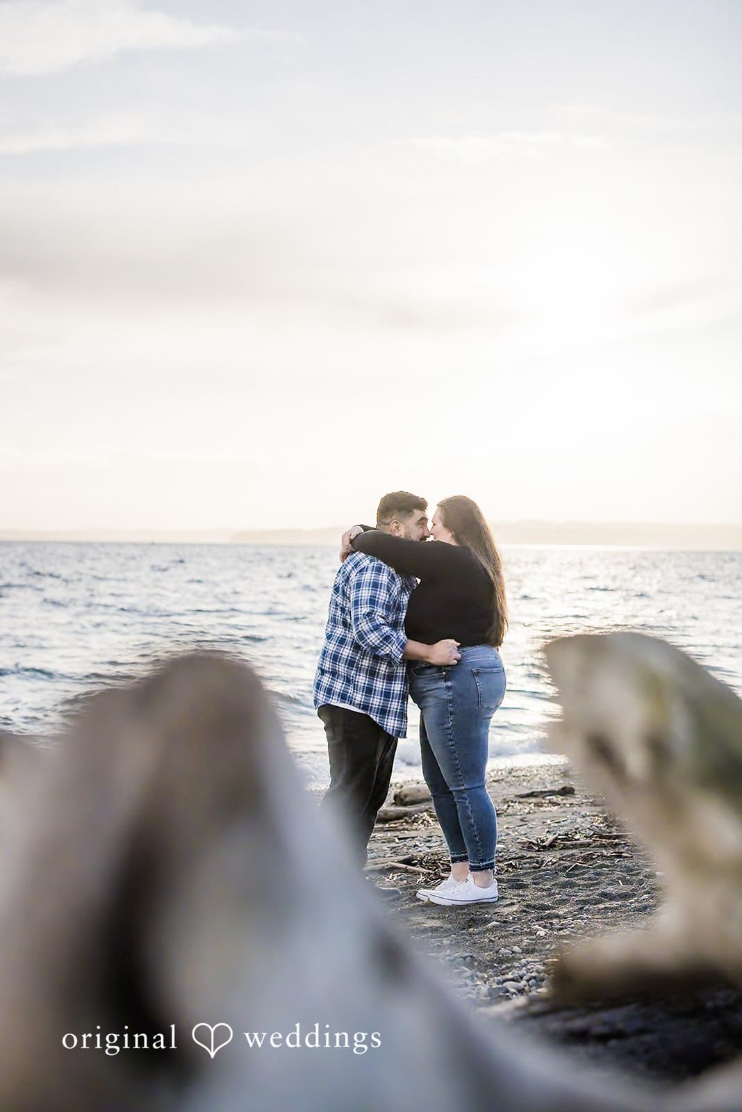 Richmond Beach Saltwater Park in Shoreline Engagement // Judith & Lucas -