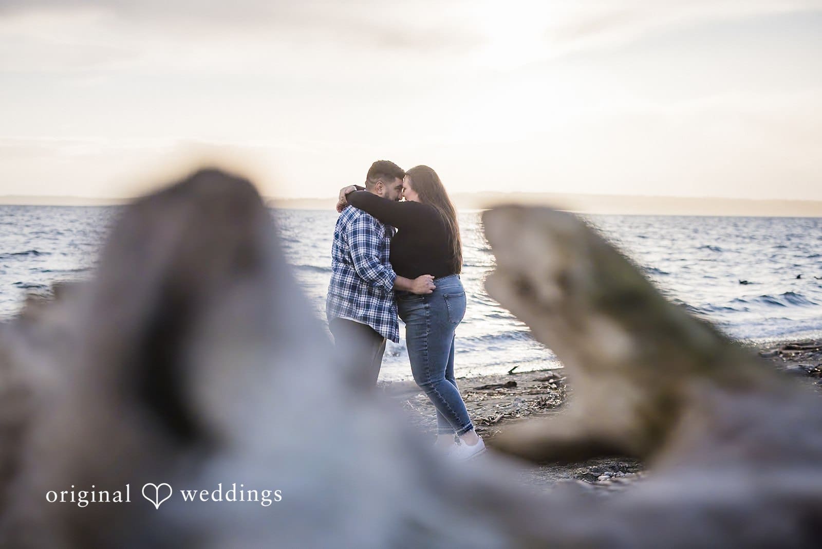 Richmond Beach Saltwater Park in Shoreline Engagement // Judith & Lucas -