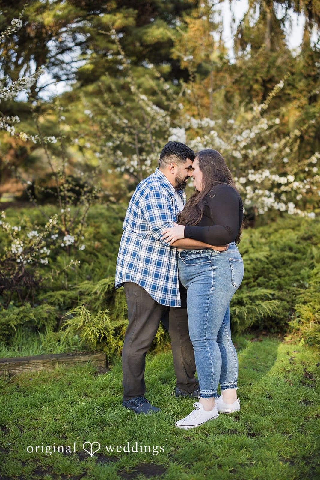 Richmond Beach Saltwater Park in Shoreline Engagement // Judith & Lucas -