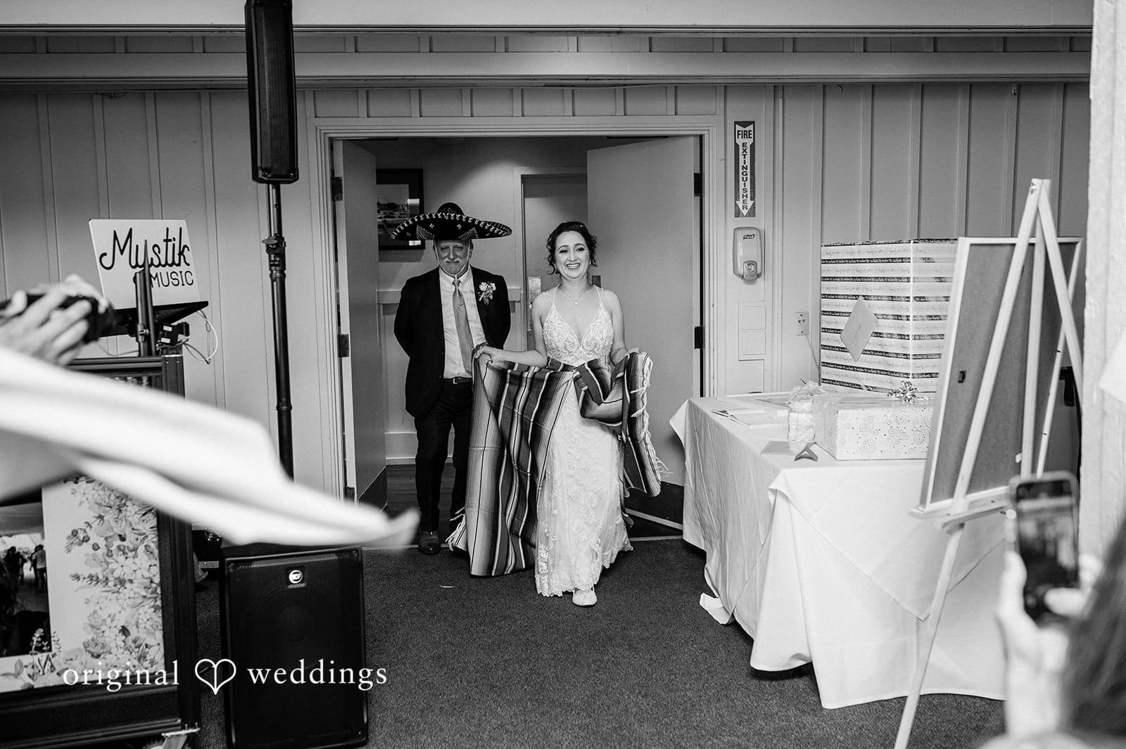 Salty’s on Alki Wedding // Adam & Janet -