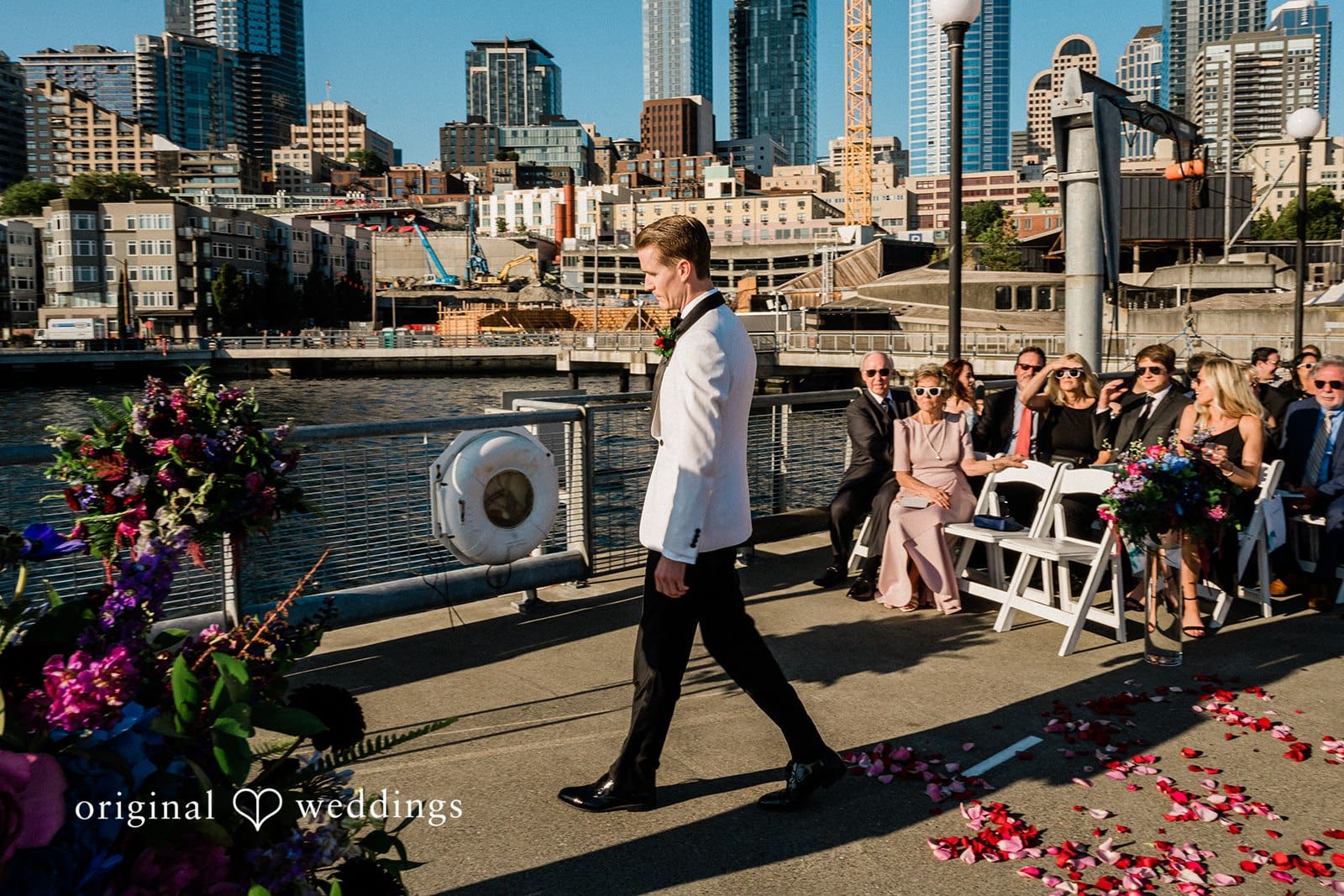 Seattle Aquarium Wedding // Drew & Elizabeth -