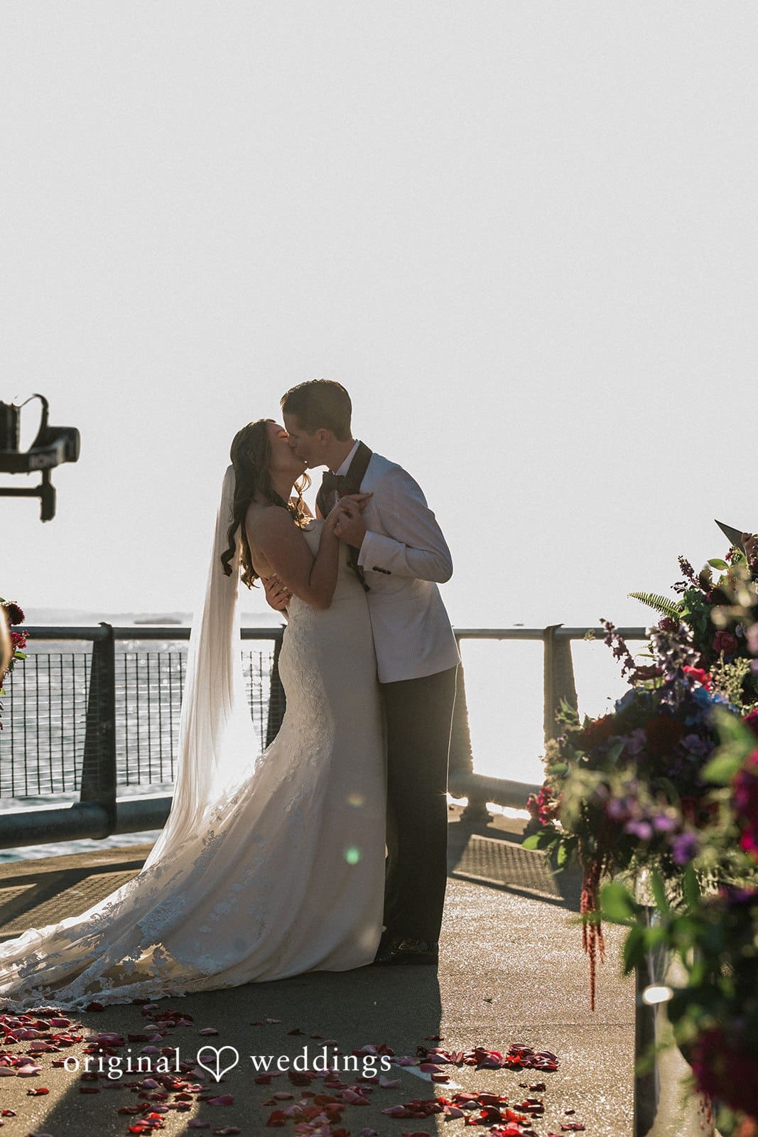 Seattle Aquarium Wedding // Drew & Elizabeth -