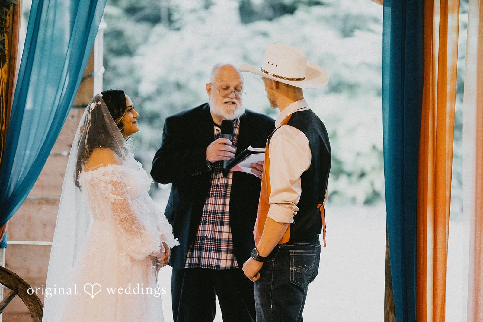 Washington Backyard Wedding // Brianna & Seth -