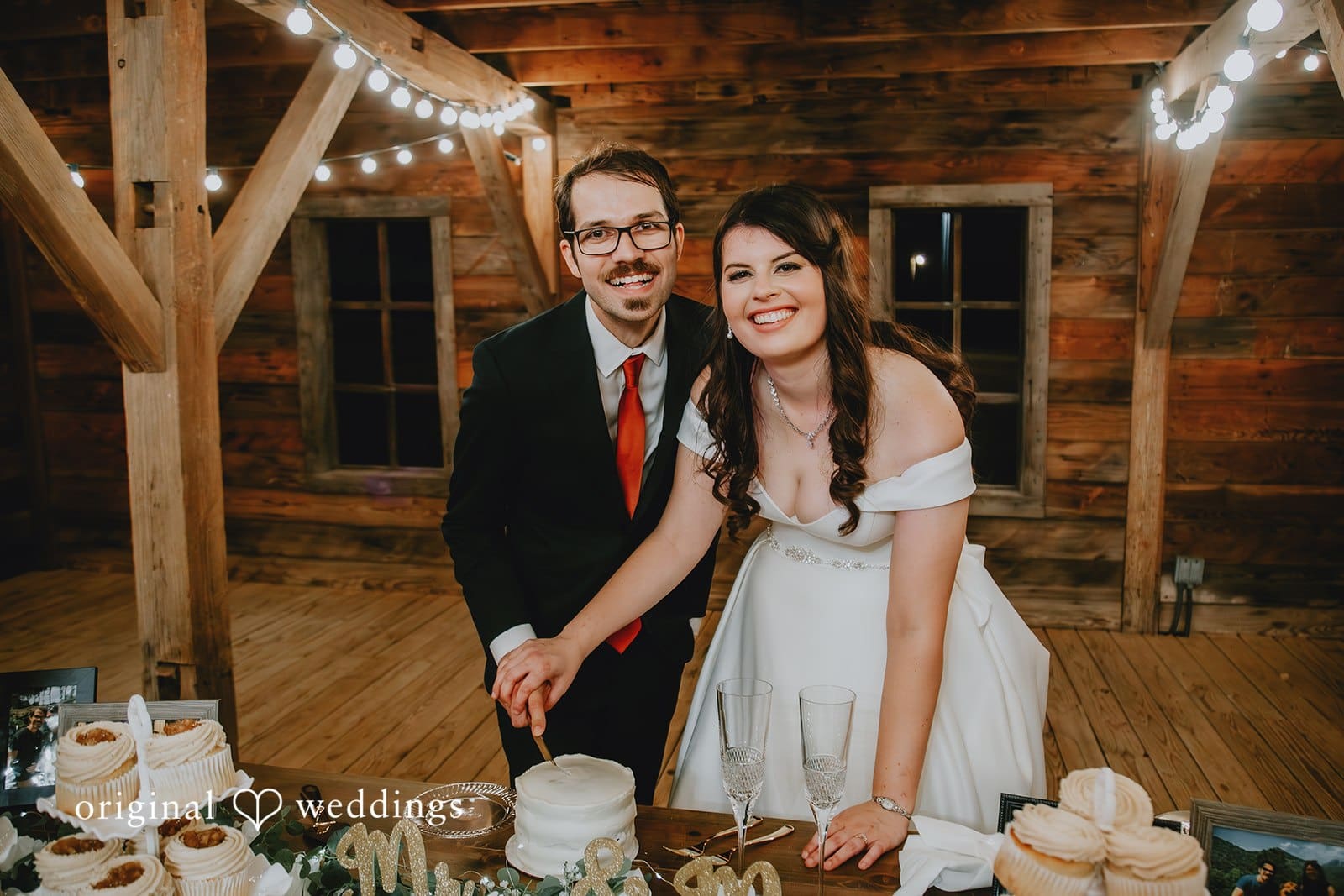 The Barn at the Woods Wedding // Sophia & Keaton -