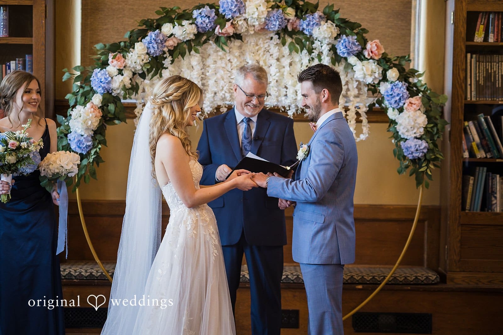 The Carnegie Center of Columbia Tusculum Wedding // Danielle & Conner -