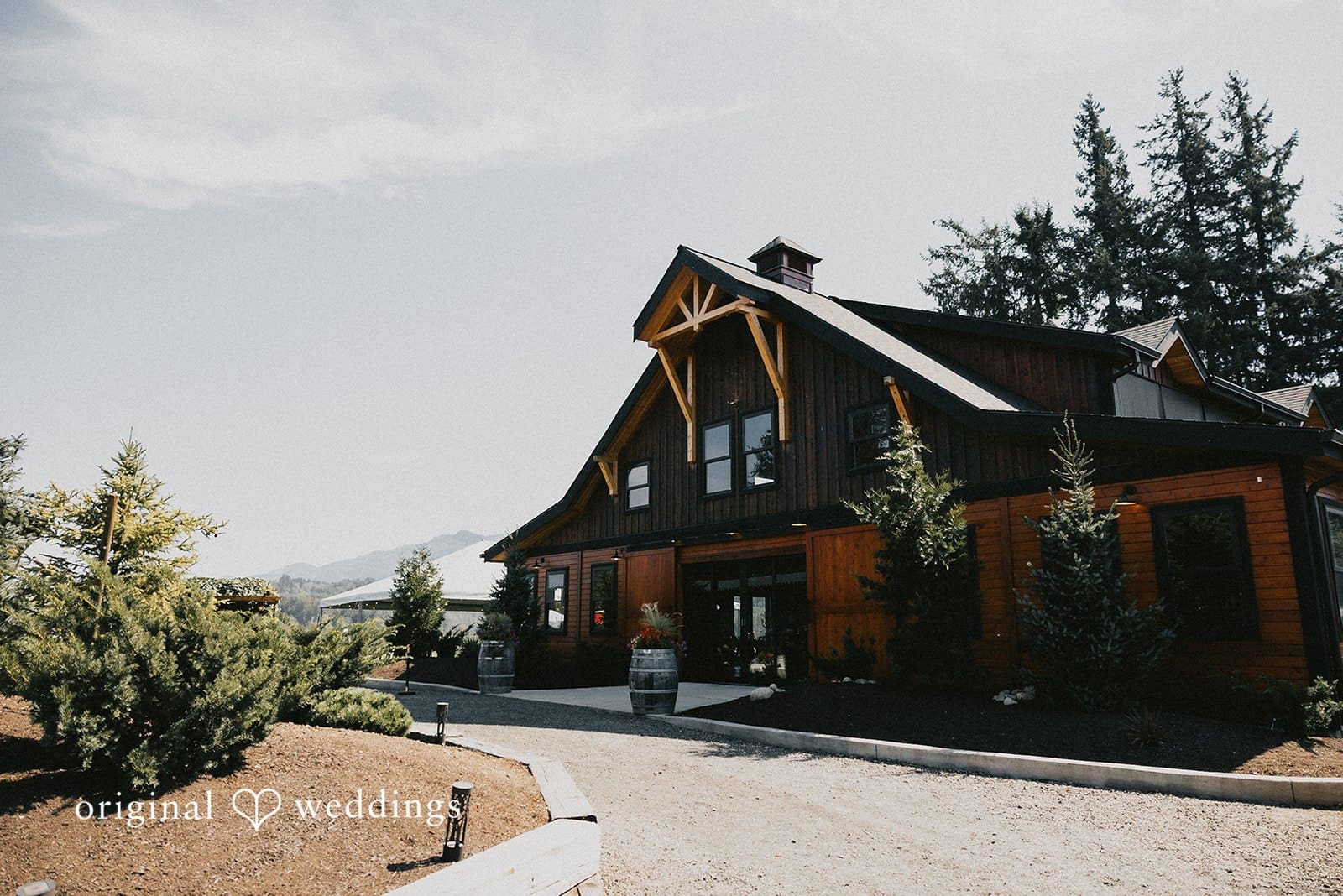 The Lodge at Sonneveldt Vineyard Wedding // Riley & David -