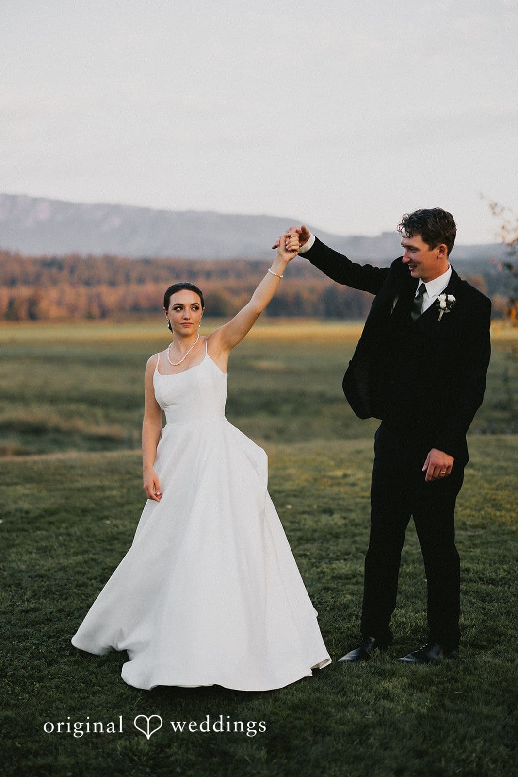 The Lodge at Sonneveldt Vineyard Wedding // Riley & David -