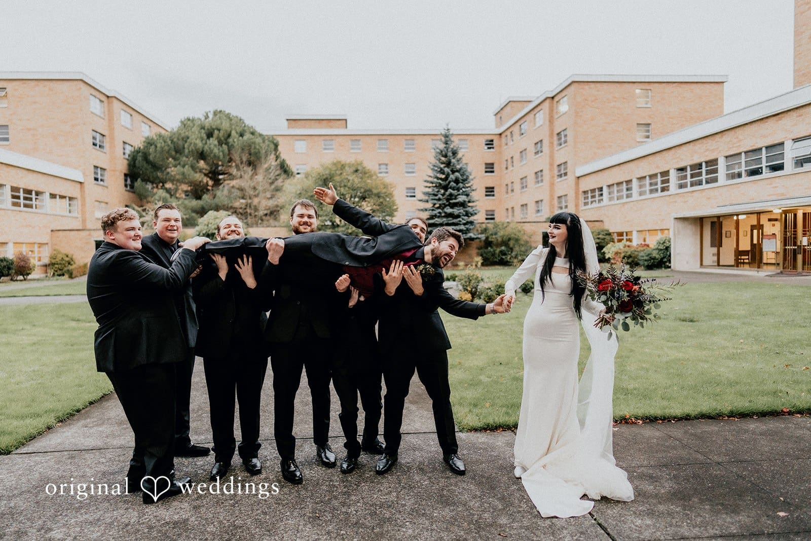 The Lodge at St. Edward State Park Wedding // Julia & Josh -