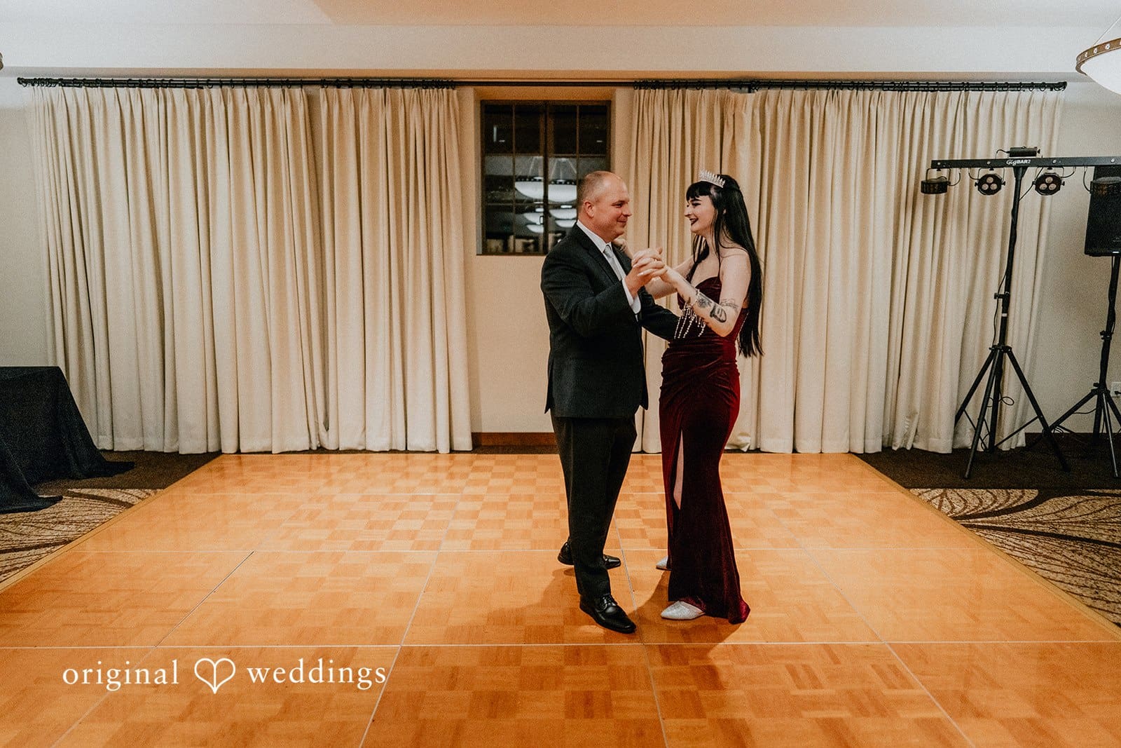 The Lodge at St. Edward State Park Wedding // Julia & Josh -