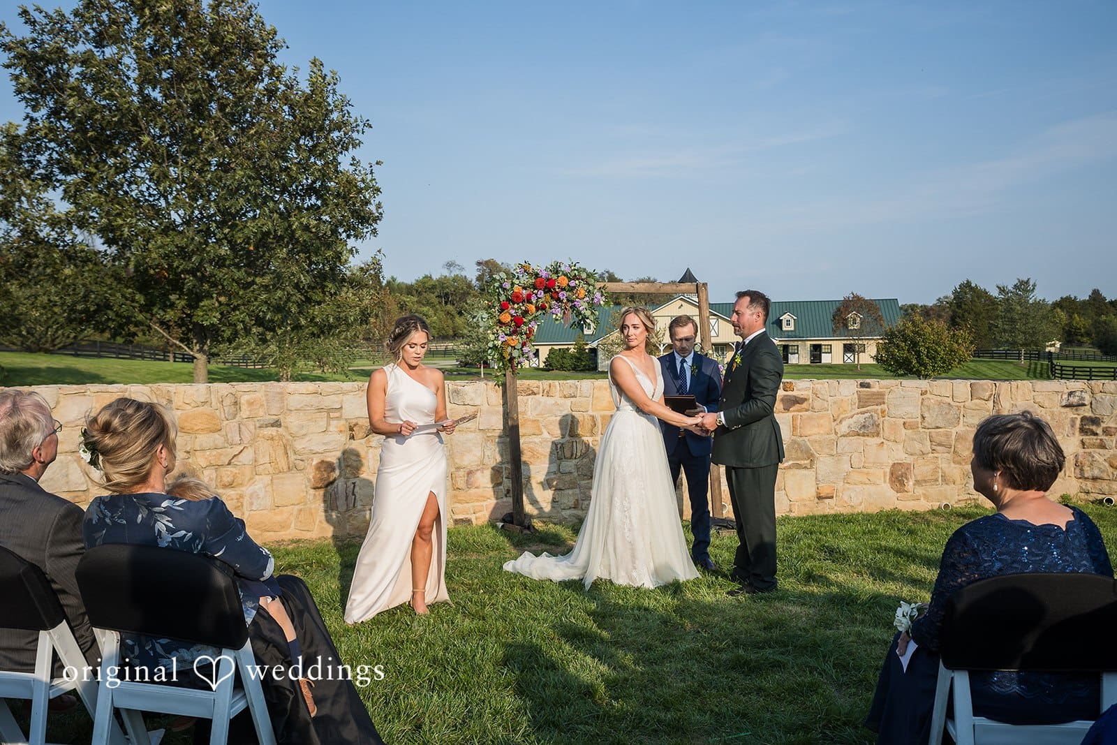 Molly & Wauker -