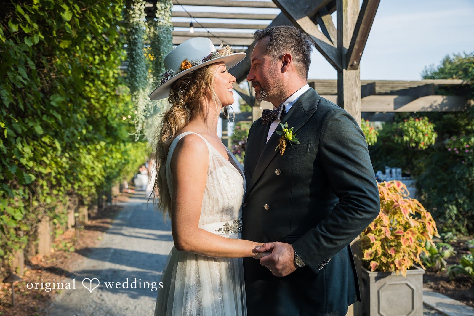 Molly & Wauker -