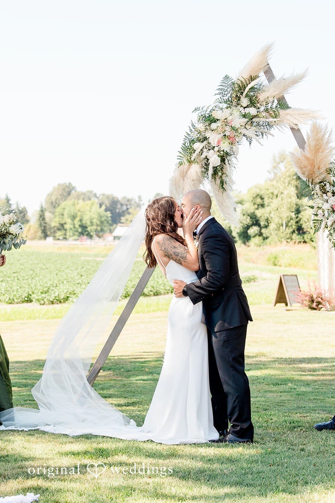 The Saltbox Barn Wedding // Alexandra & James -