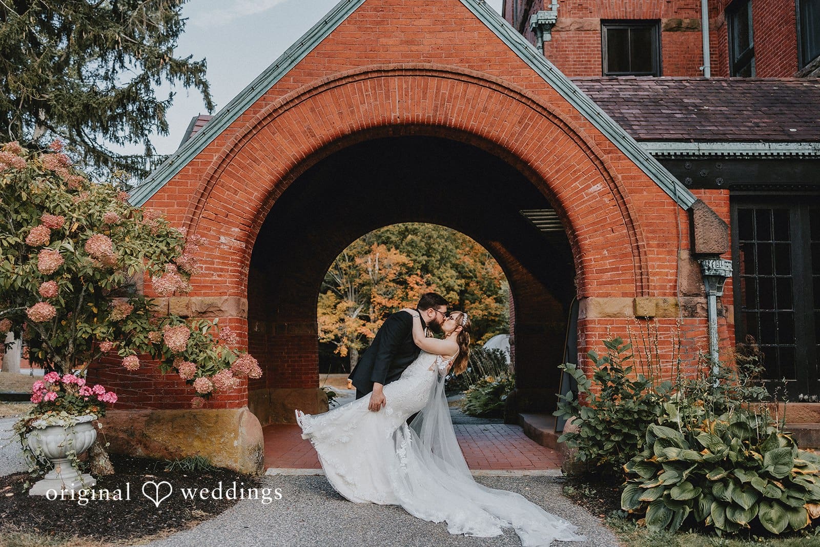 The Stevens Estate at Osgood Hill Wedding // Rebecca & Ian -