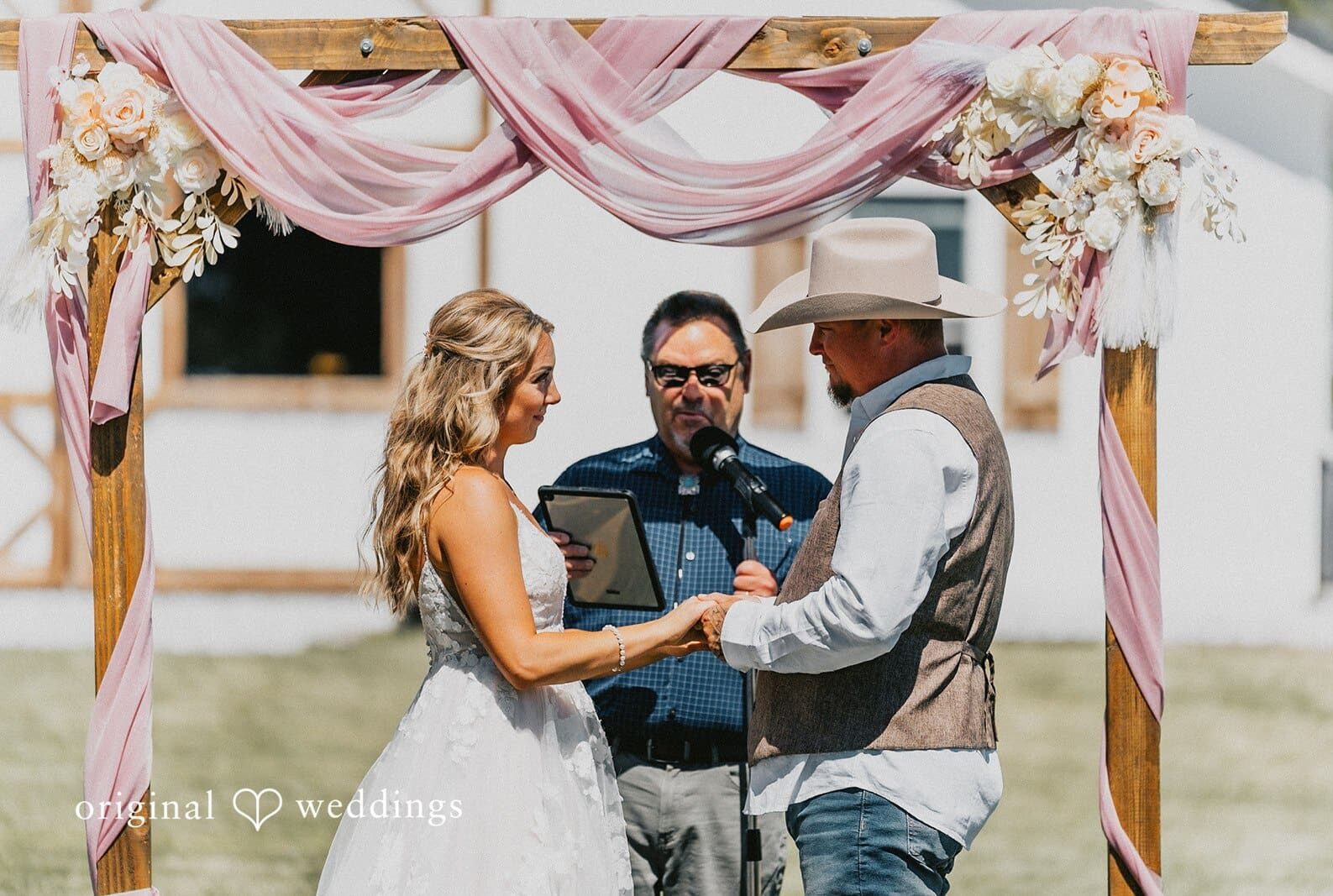The White Barn at Powell Ponds Wedding // Jennifer & Justin -