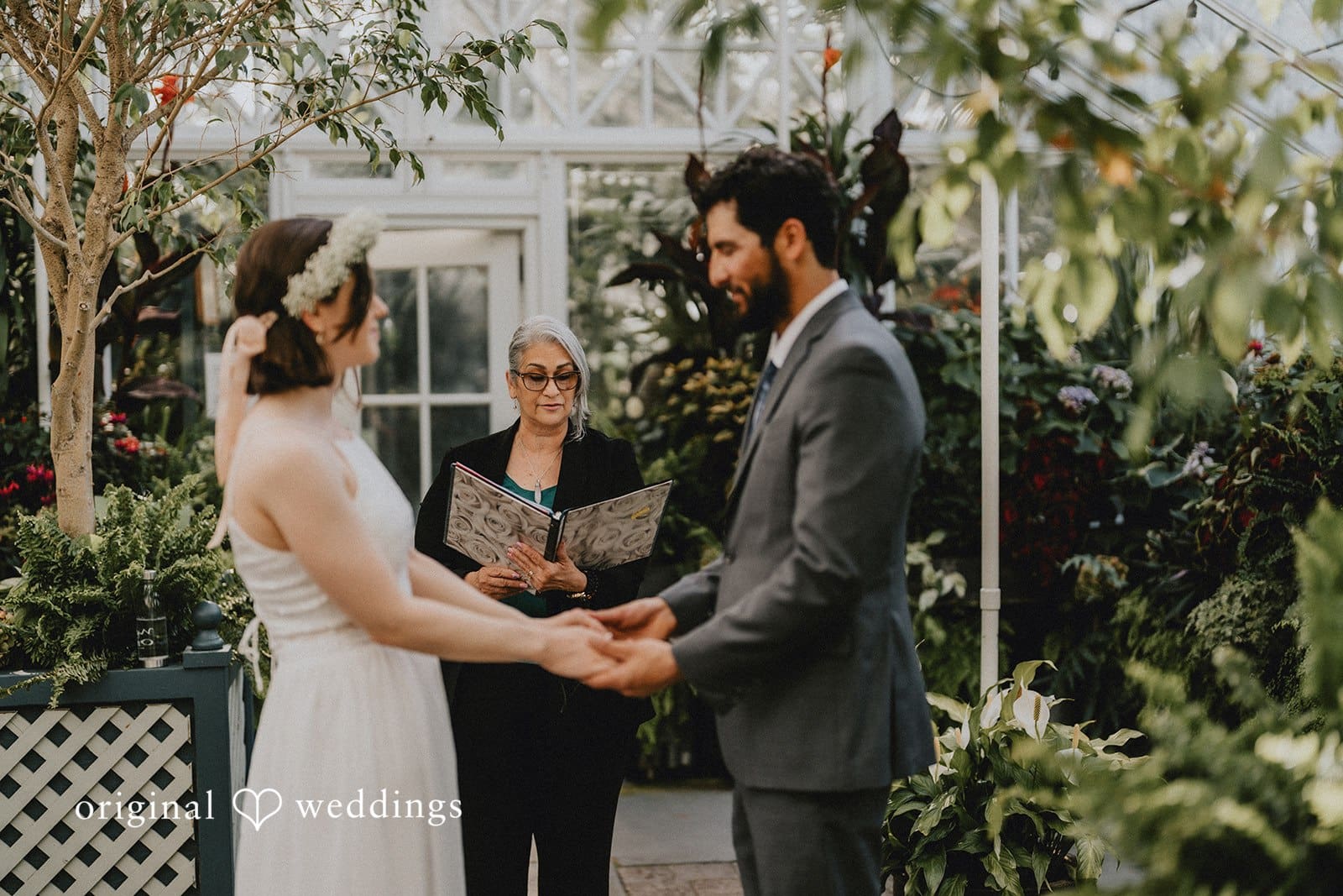 Volunteer Park Conservatory Wedding // Valerie & Darwin -