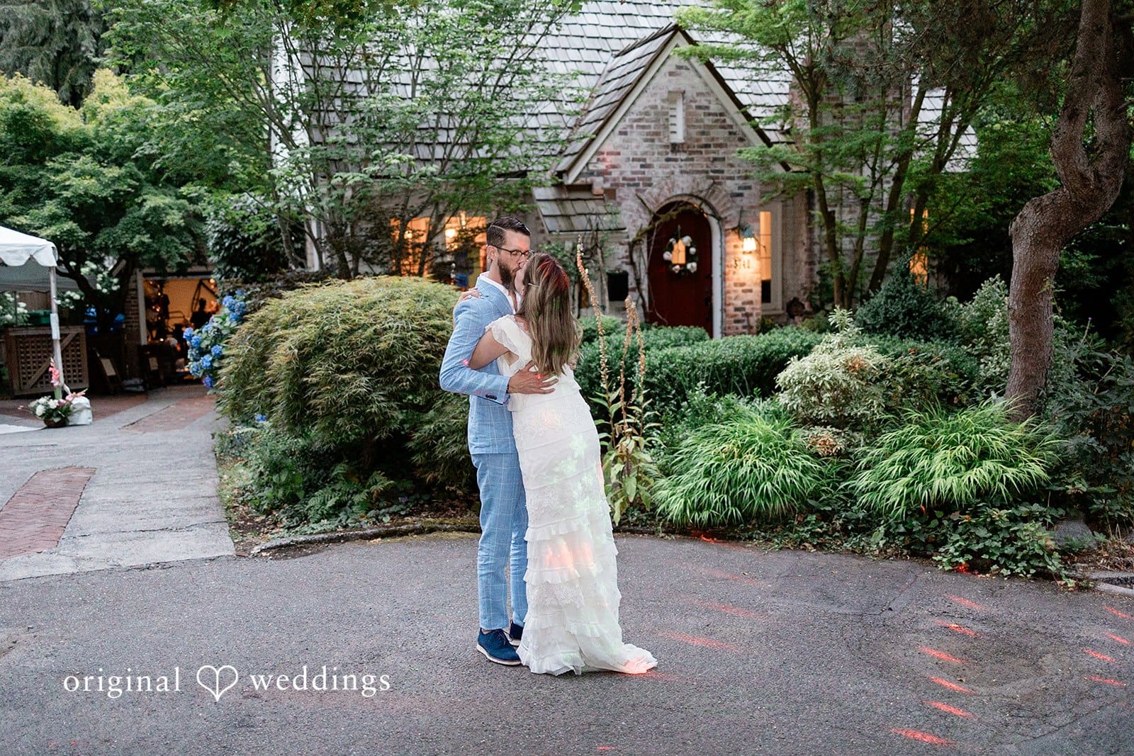 Washington Backyard Wedding // Colleen & David -