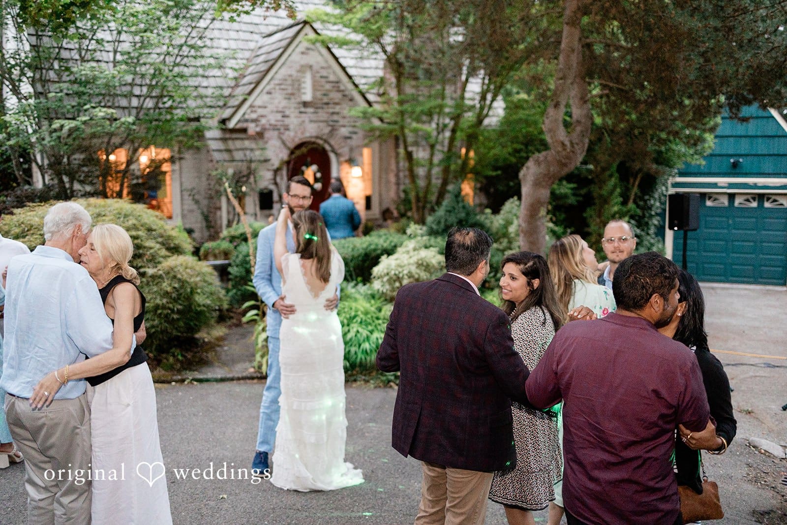 Washington Backyard Wedding // Colleen & David -