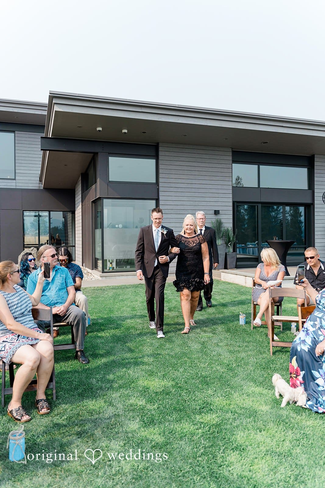 Washington Backyard Wedding // Demitri & Anthony -