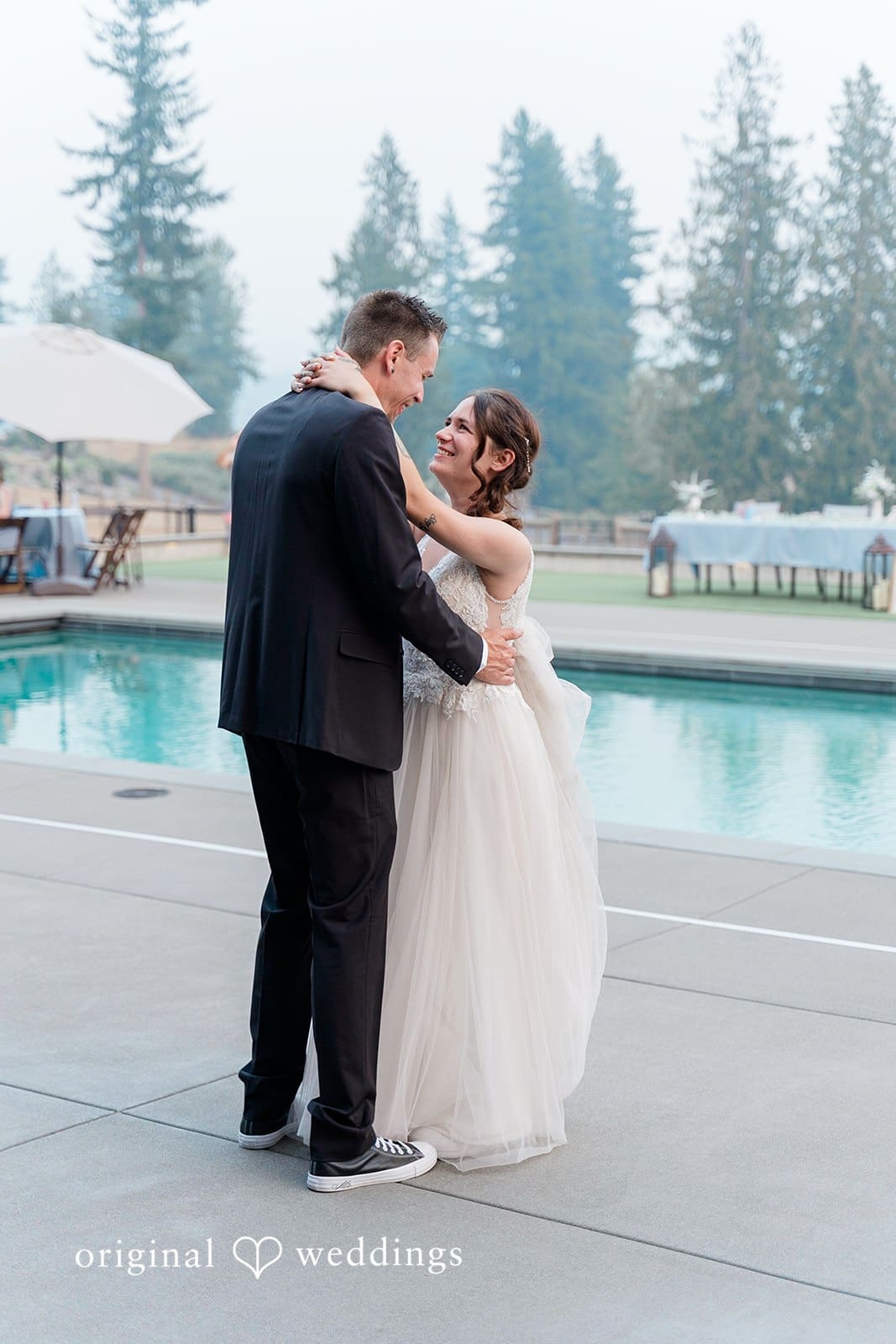 Washington Backyard Wedding // Demitri & Anthony -