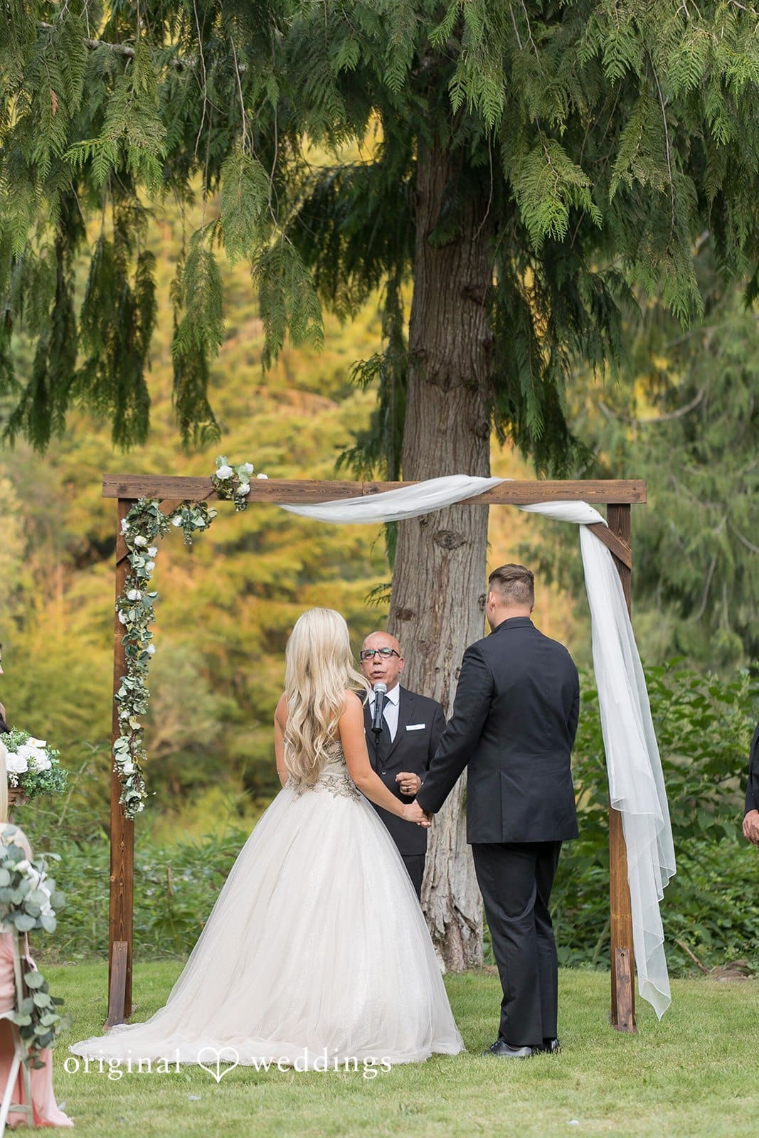 Washington Backyard Wedding // Ella & Mitch -