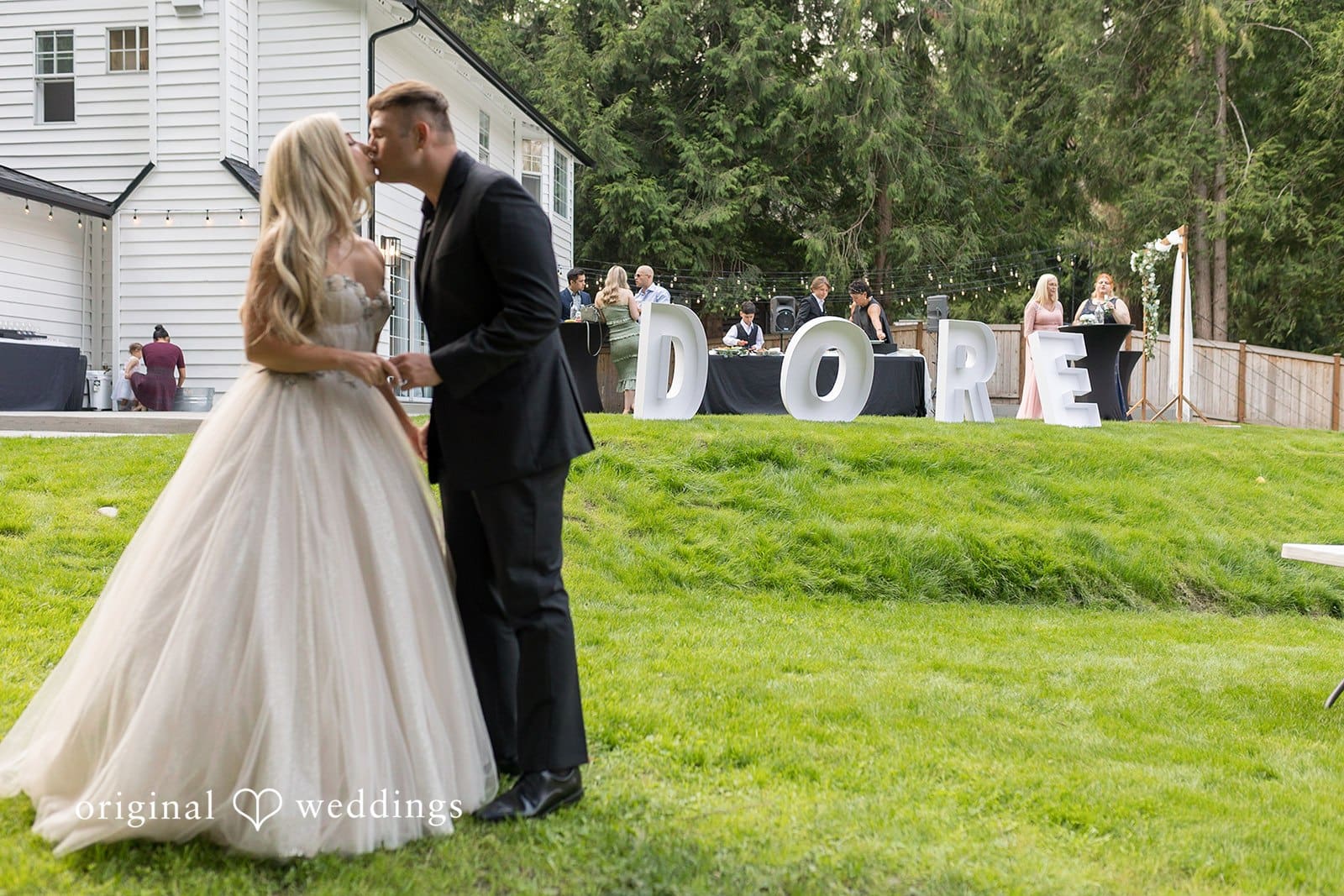 Washington Backyard Wedding // Ella & Mitch -