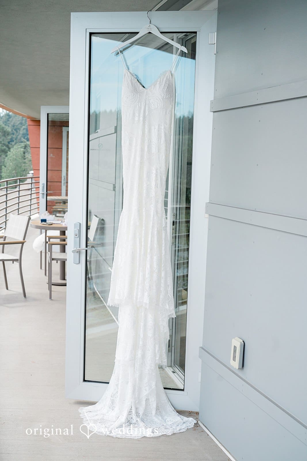 Washington Backyard Wedding // Emily & Aaron -