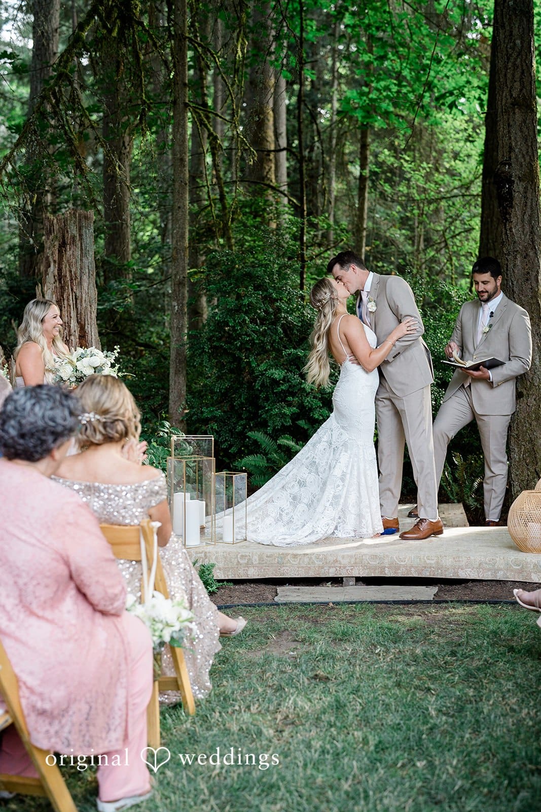 Washington Backyard Wedding // Emily & Aaron -